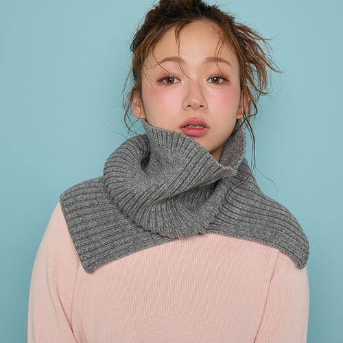 ヨキ（Yoki） ハイネック ニットウォーマー グレー｜【ハンズネット