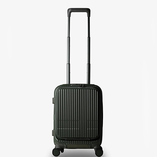 激安❤️スーツケース イノベーター INV30 マット 21L イノベーター（innovator） ジップキャリー INV30 21L マット