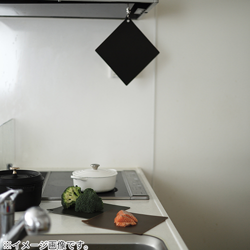 ジュシラボ（104Lab.） 切りたくなるまな板 小 ブラック｜【ハンズ