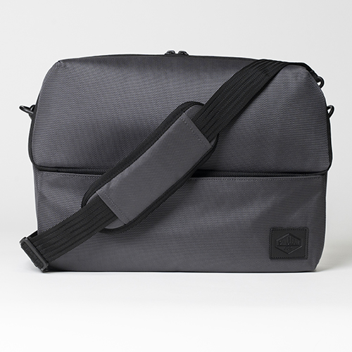 シムクリア（SIMCLEAR） ツナグバッグ SWIFT A4 ショルダーバッグ
