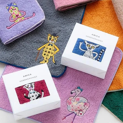 アミカ（AMICA） アップリケ ハンカチ （パッケージ仕様） WAO！きつね