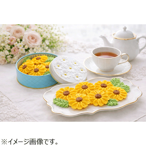 希少レモンクォーツのフラワーカービングとホワイトトパーズ ペリドットのピアス 希少レモンクォーツのフラワーカービングとホワイトトパーズ