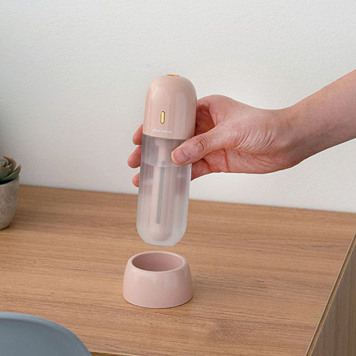 ライフオンプロダクツ（Life　on　Products）　プラスモア（plusmore）　充電式3WAYポータブル加湿器スタンド付　PBAHF006－PR　ペールレッド