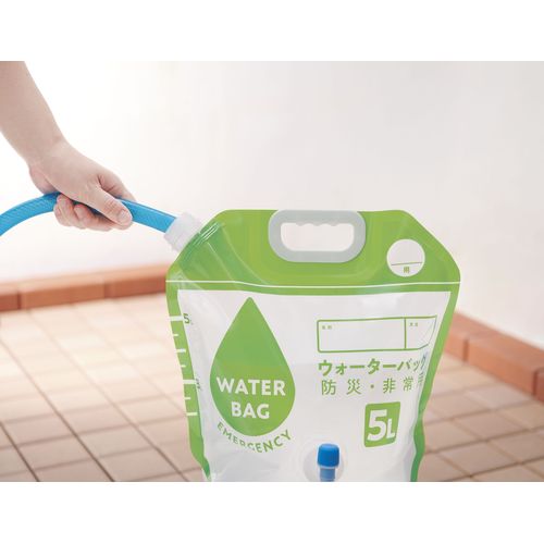 コジット 小さく保存！ウォーターバッグ 5L・7L 91979 赤色・緑色